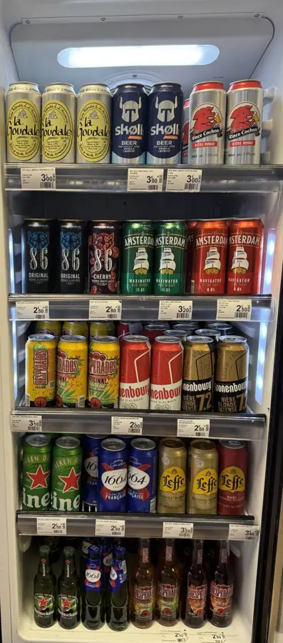 Frigo bières variées de l'épicerie Proxi Dombasle