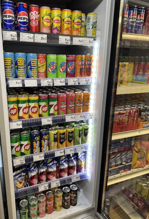 Frigo sodas de l'épicerie Proxi Dombasle